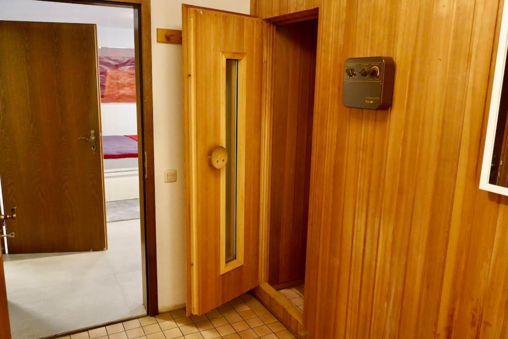 Helle Kellerwohnung Im Gruenen Mit Sauna 科隆 外观 照片